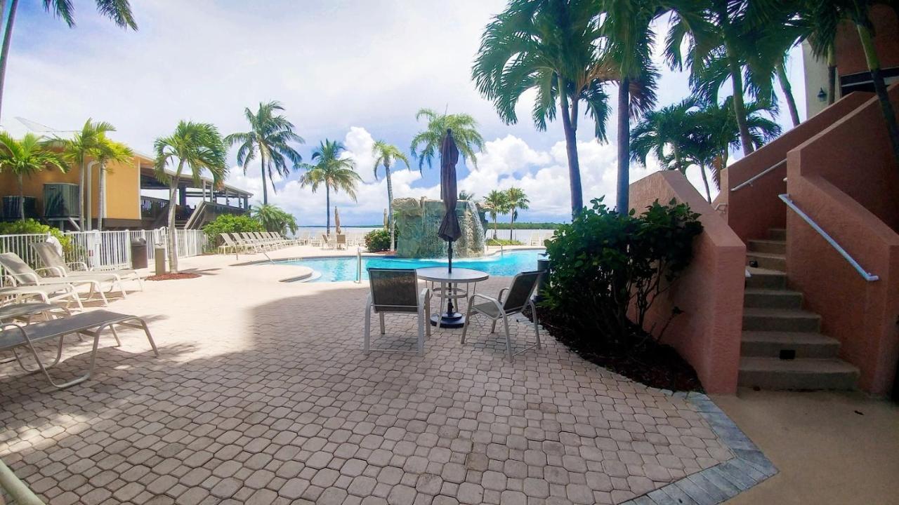 Lover'S Key Resort By Check-In Vacation Rentals フォートマイヤーズビーチ エクステリア 写真